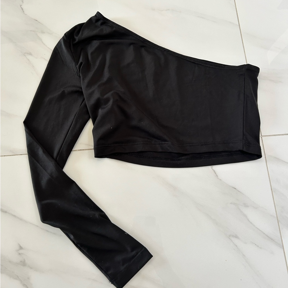 Black Shein One-Shoulder Long Sleeve Top